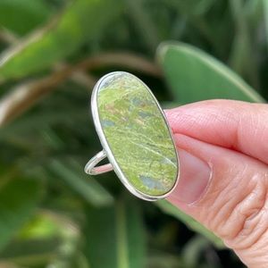 Natural unakite solid sterling silver size 7.0 ring